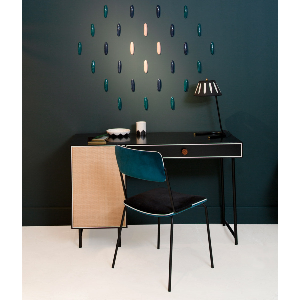 Bureau Essence