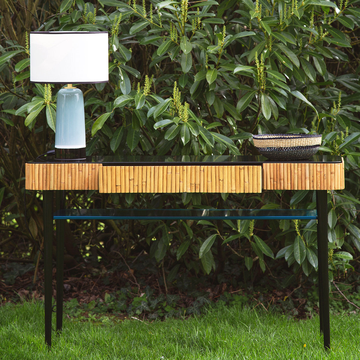 Console Riviera
