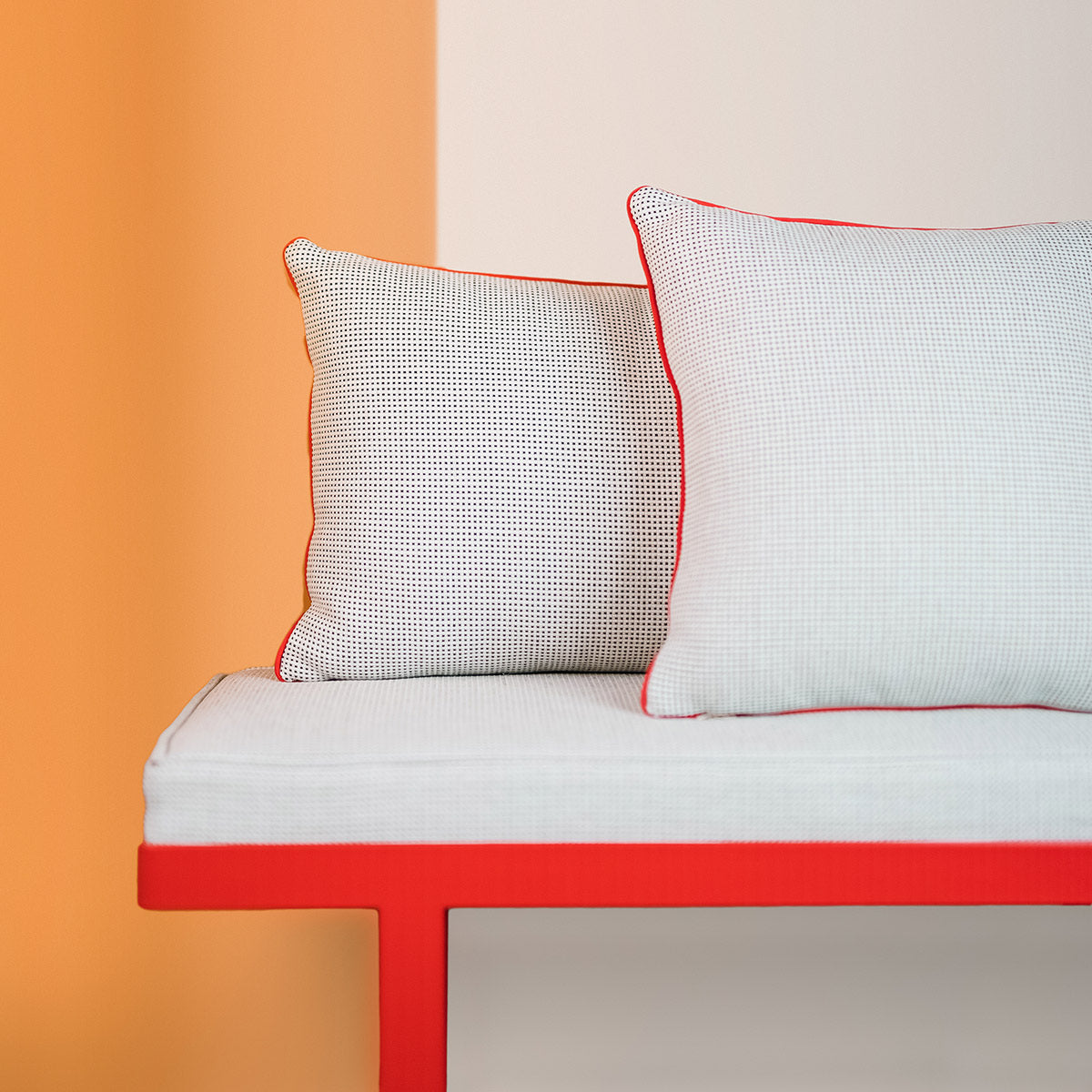 Banc Gaspard semi-outdoor
